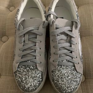 Star Glitter Sneakers Size 8 1/2 Size 39 BNWOT